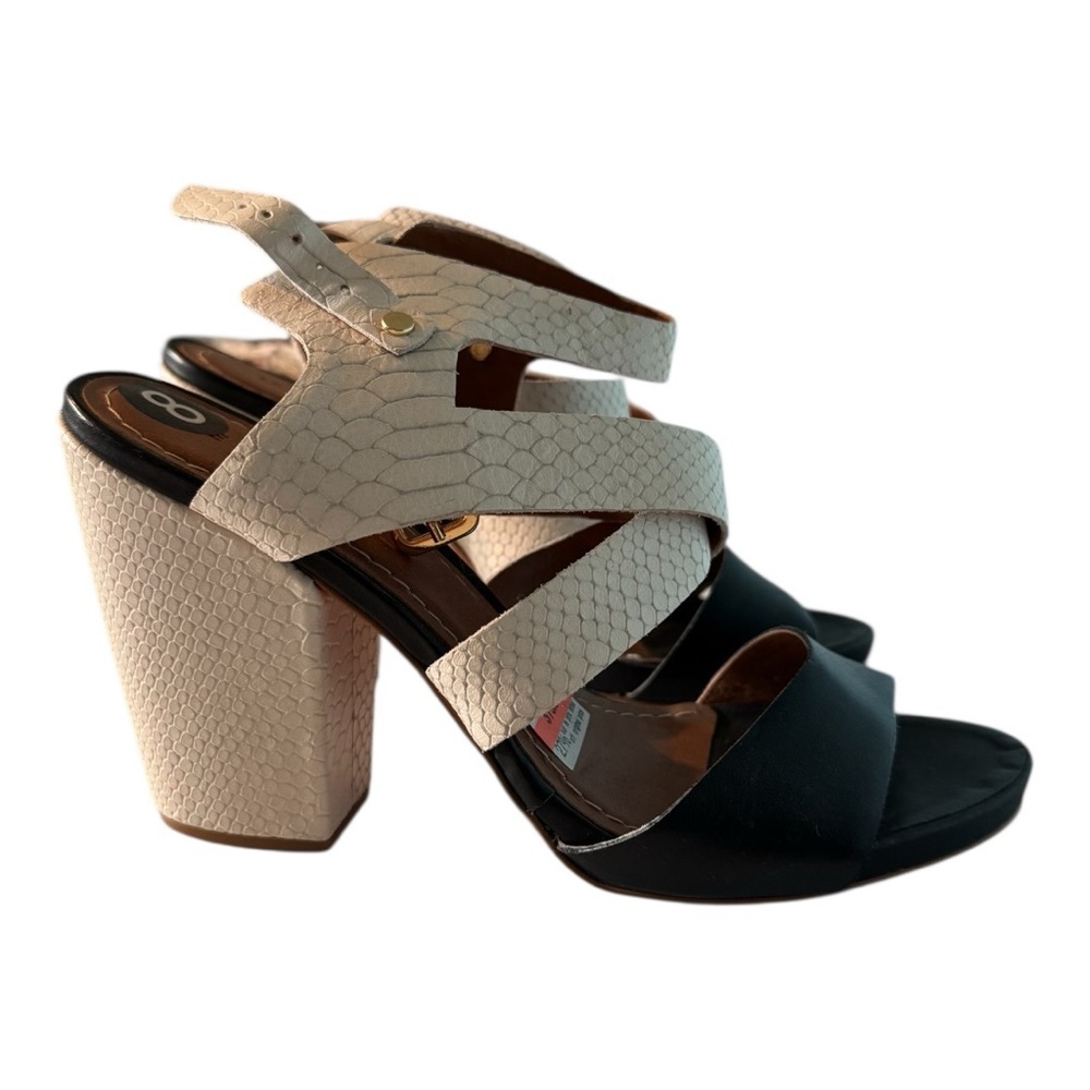 Le Chateau High Heels - Women Size 8 - NWOT